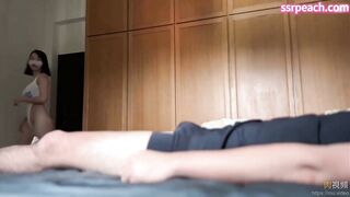 這是我跟淫蕩嫂嫂的小秘密 嫂嫂吩咐我不可跟哥哥說 Ellie china onlyfans
