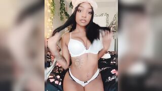 KayyyBear Thong Twerk Pussy Slip Onlyfans Video Leaked - Leak