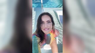 Viking Barbie Gives Drooly Head In The Pool OnlyFans